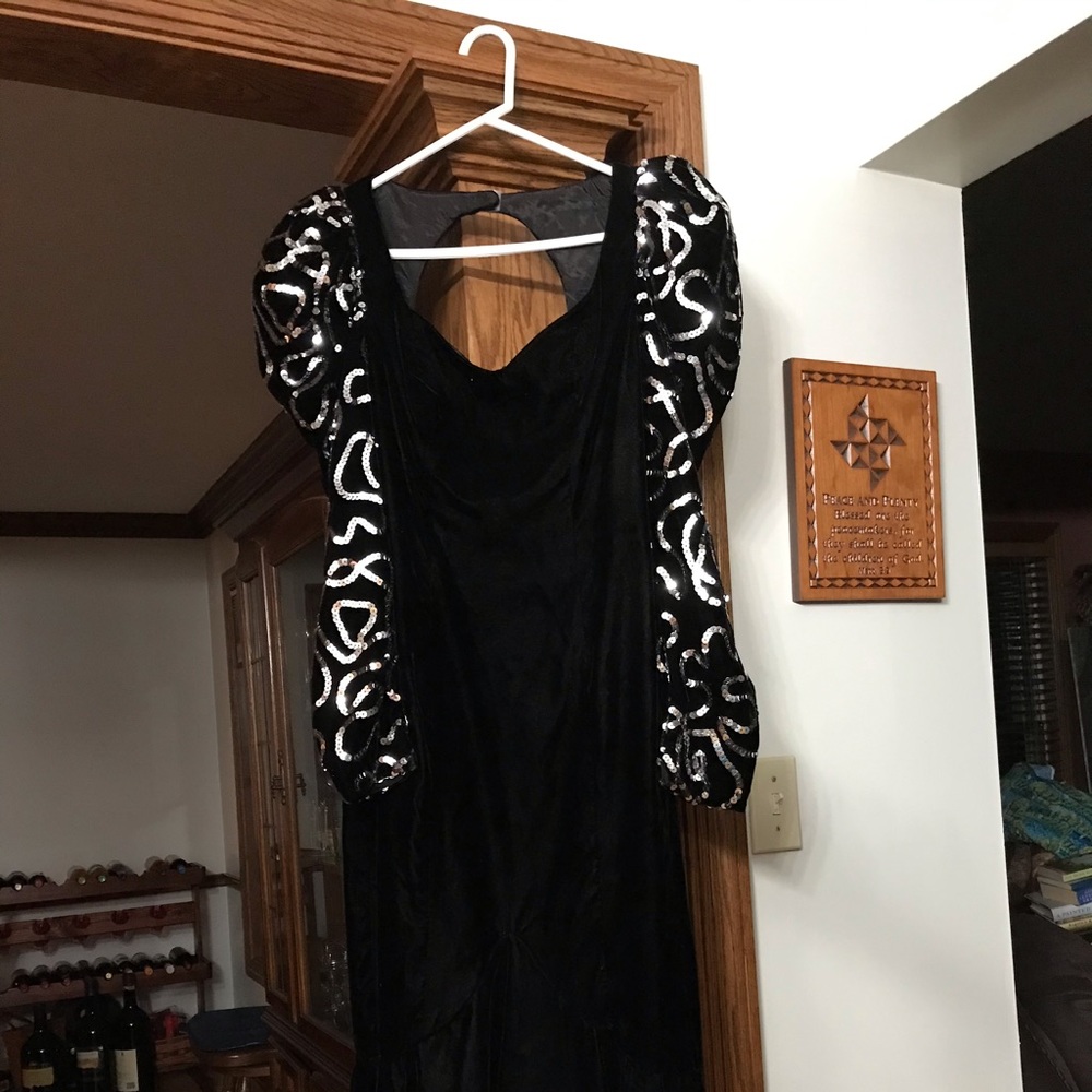 Vintage Dave and Johnny Black Velvet long dress!